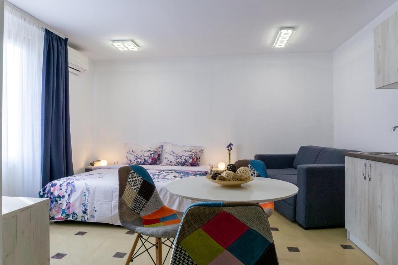 Vitosha Downtown Apartments Софія Екстер'єр фото